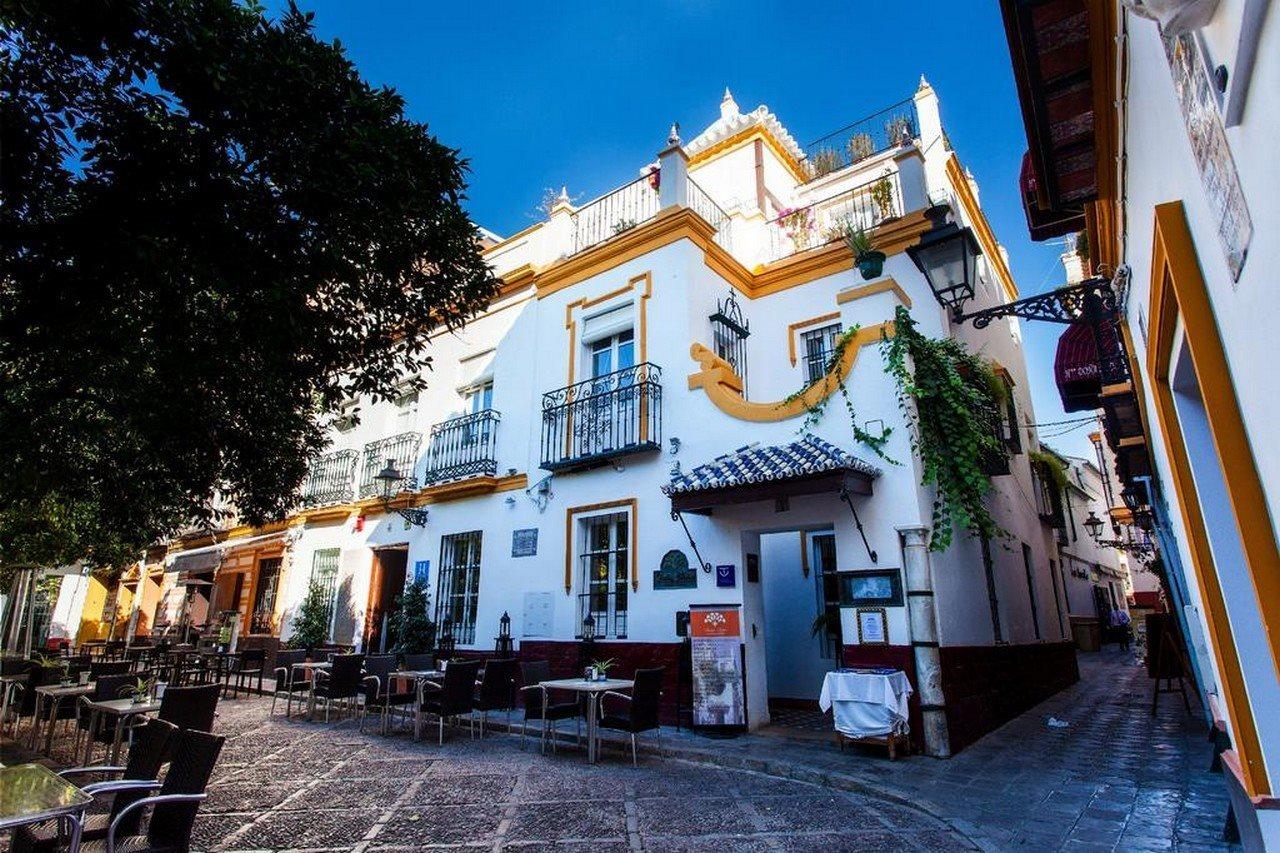 Hotel Boutique Elvira Plaza Seville Exterior photo