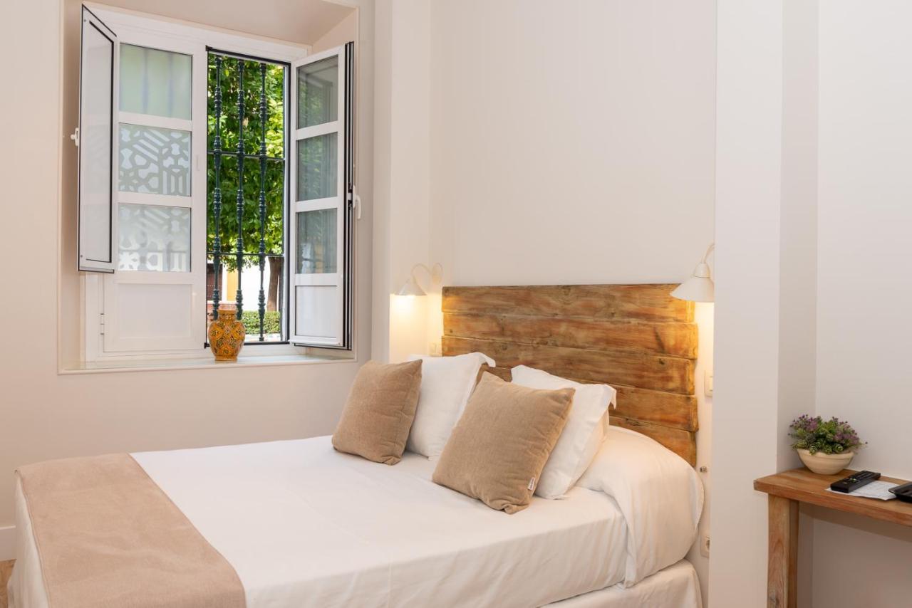 Hotel Boutique Elvira Plaza Seville Exterior photo