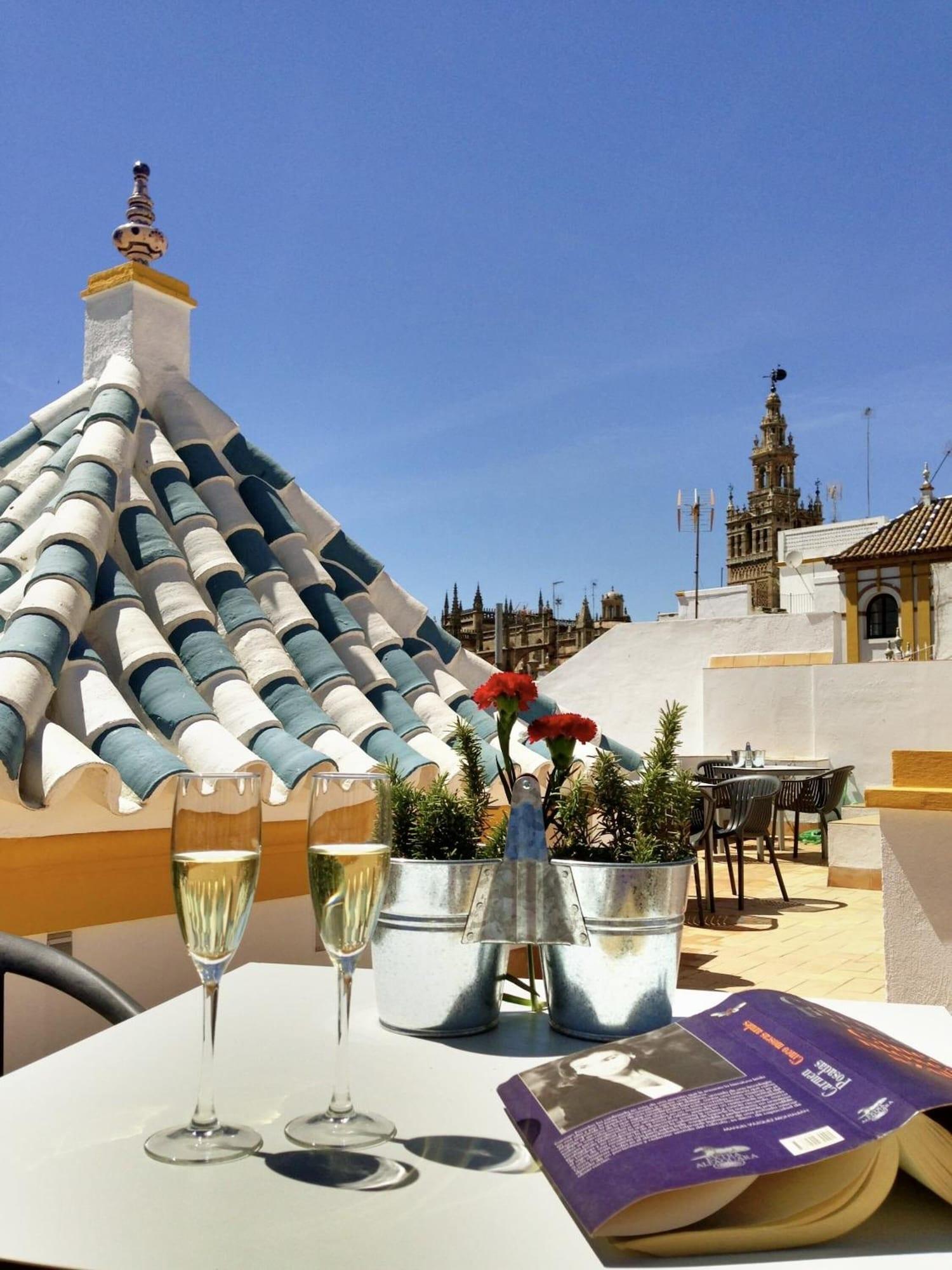 Hotel Boutique Elvira Plaza Seville Exterior photo